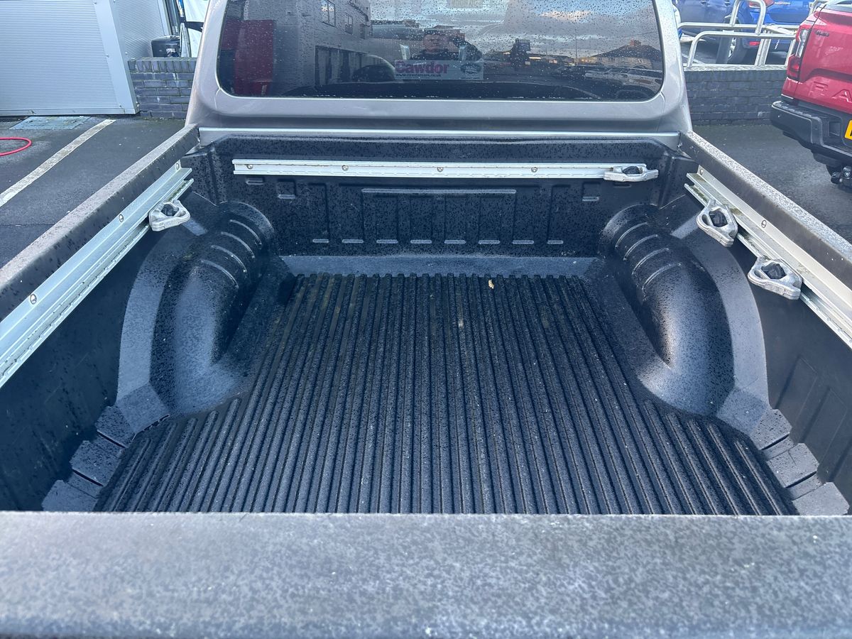 Used Nissan Navara 2017 for sale - 77075598: Photo 24