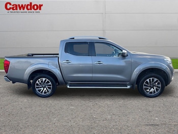 Used Nissan Navara 2017 for sale - 77075598: Photo
