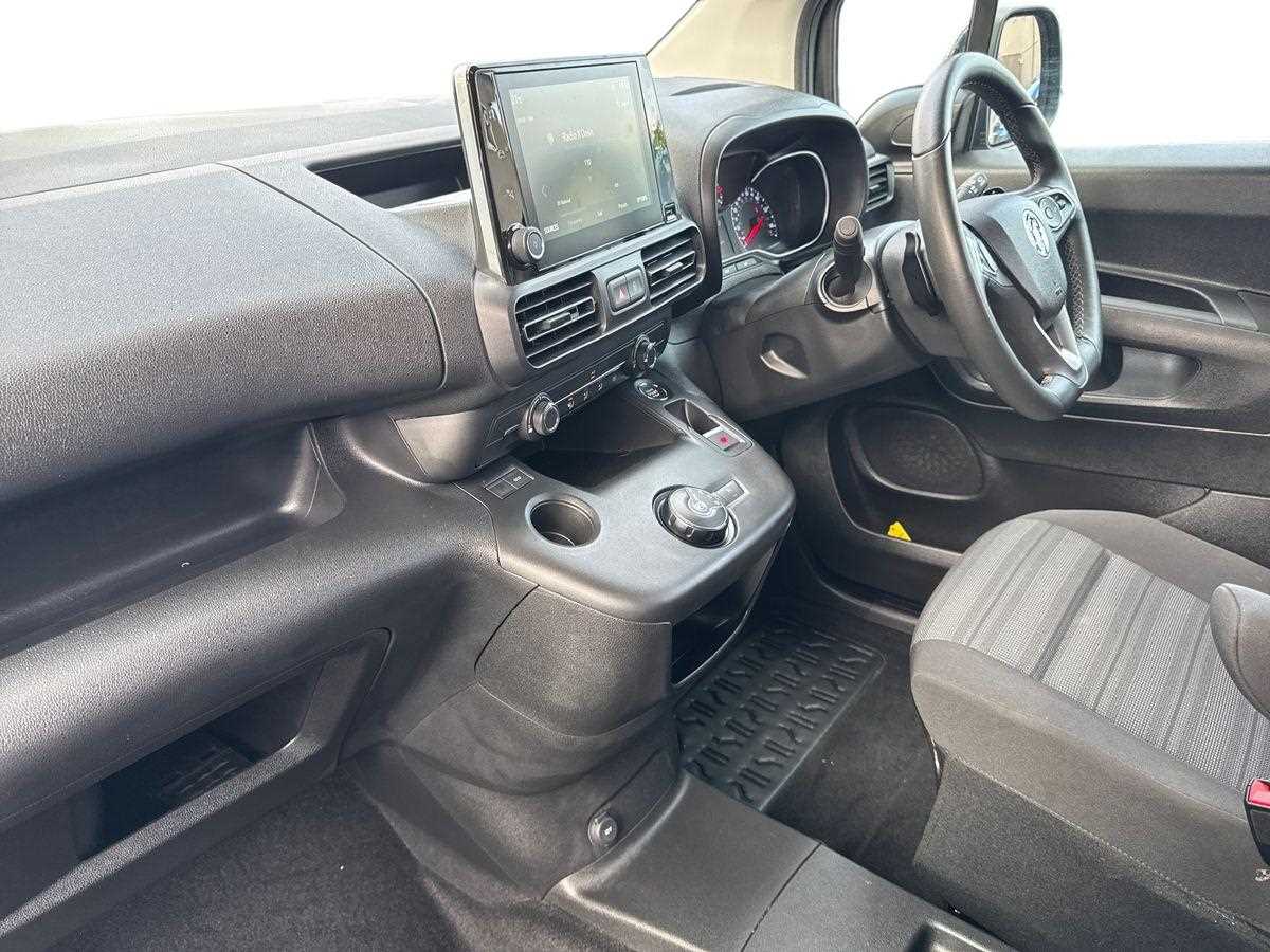 Used Vauxhall Combo Life 2022 for sale - 76868992: Photo 13