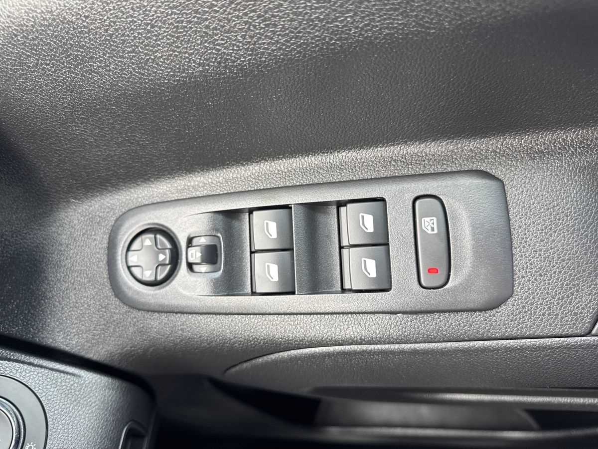 Used Vauxhall Combo Life 2022 for sale - 76868992: Photo 16