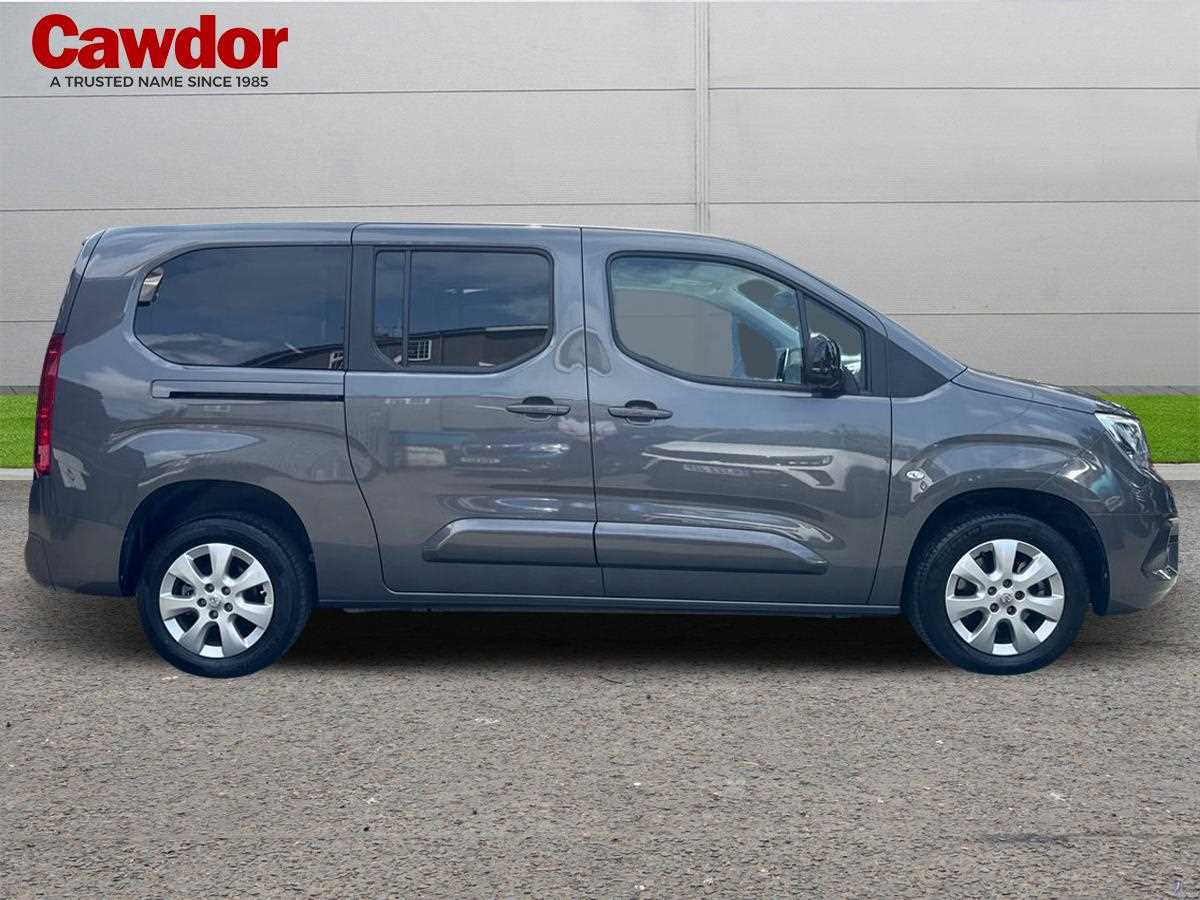 Used Vauxhall Combo Life 2022 for sale - 76868992: Photo 2