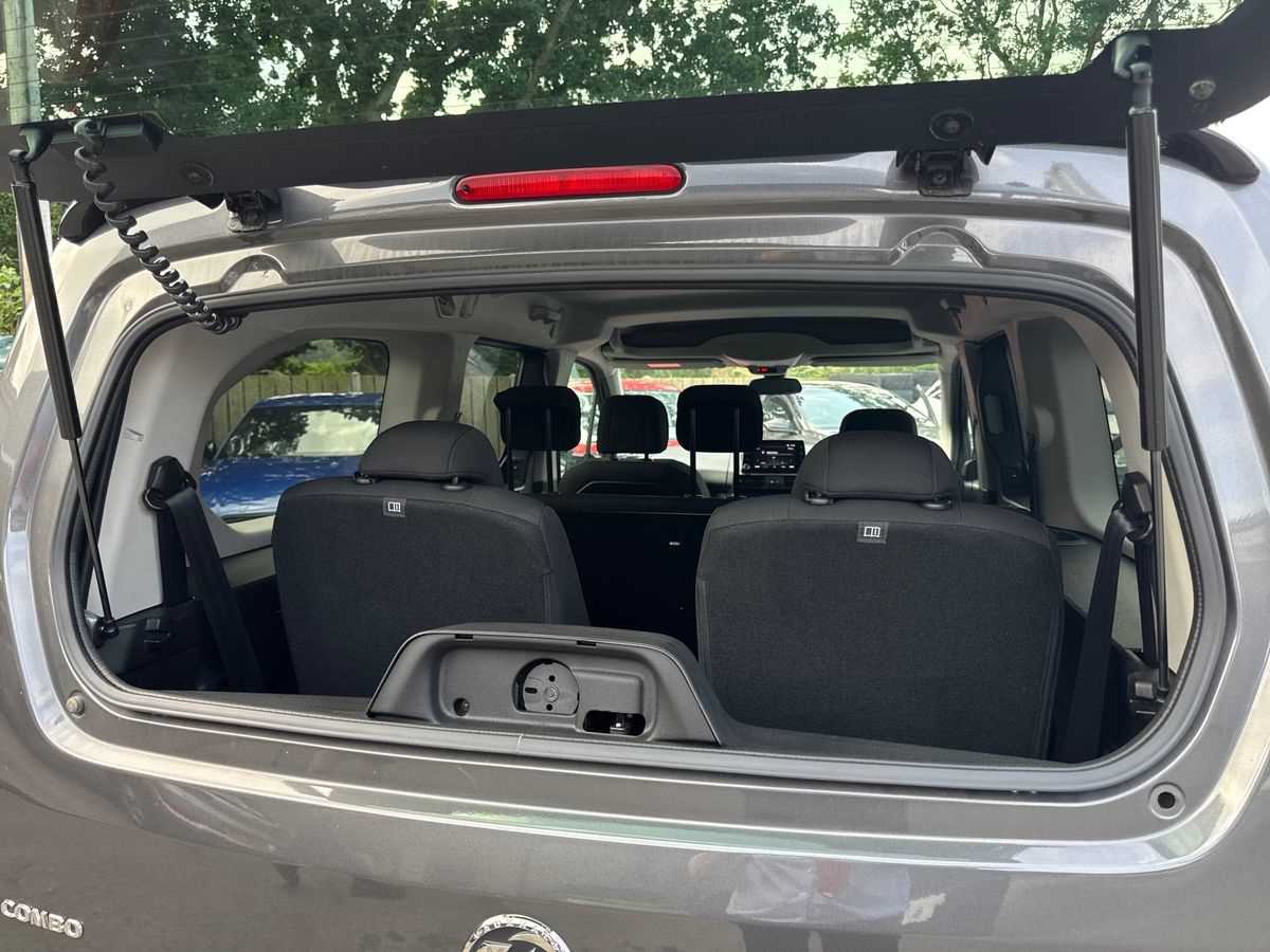 Used Vauxhall Combo Life 2022 for sale - 76868992: Photo 27