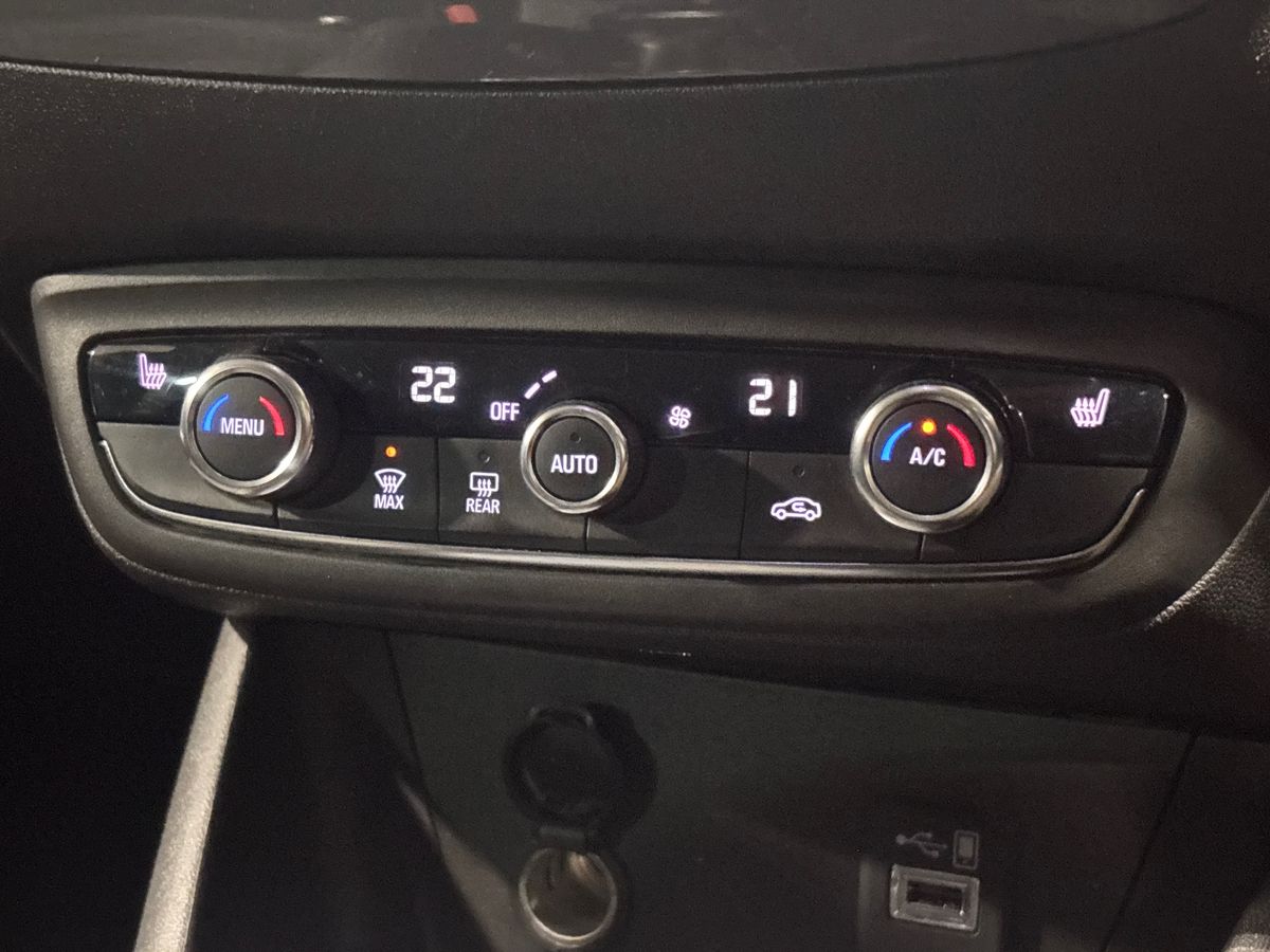 Used Vauxhall Crossland 2022 for sale - 76873650: Photo 15