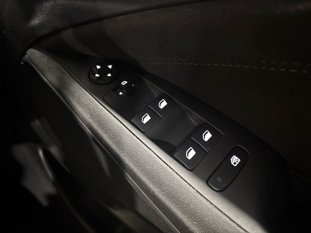 Used Vauxhall Crossland 2022 for sale - 76873650: Photo 16