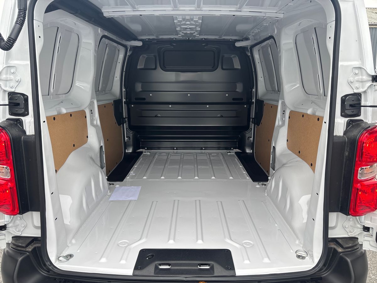 Used Vauxhall Vivaro 2025 for sale - 76871728: Photo 24