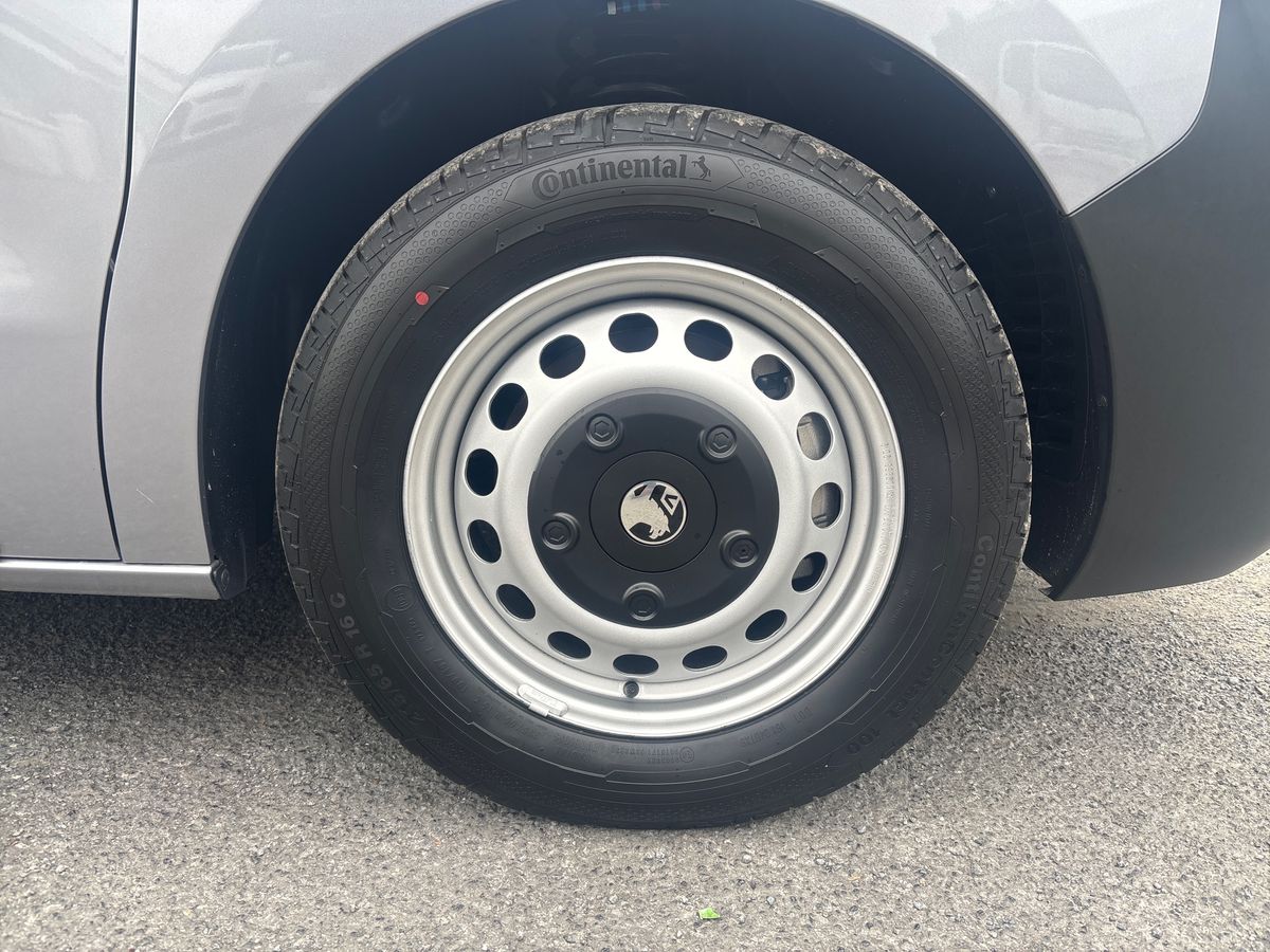 Used Vauxhall Vivaro 2025 for sale - 76871735: Photo 9