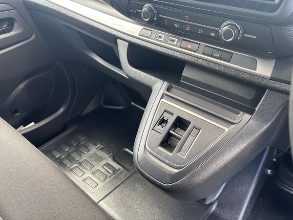 Used Vauxhall Vivaro 2025 for sale - 75541065: Photo 14