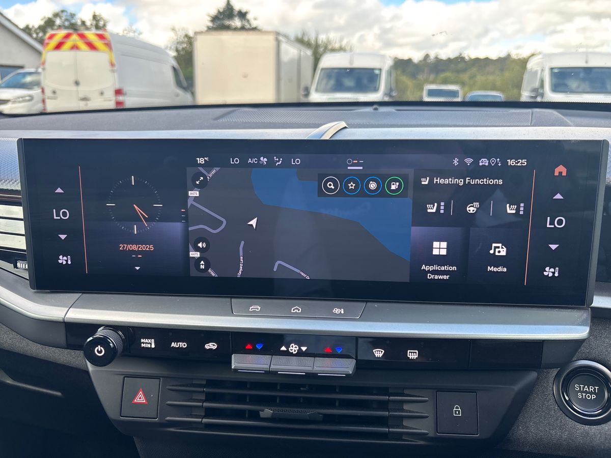 Used Vauxhall Grandland 2024 for sale - 75648653: Photo 17