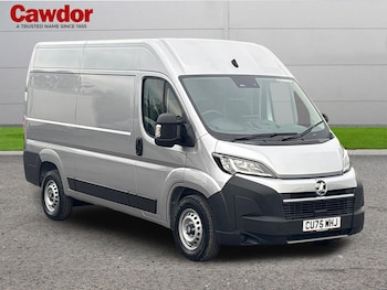 Vauxhall - Movano