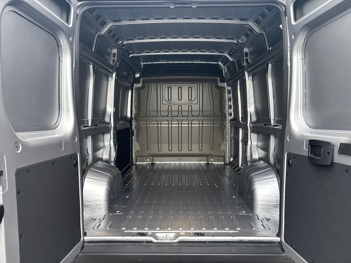 Used Vauxhall Movano 2025 for sale - 76217066: Photo 24