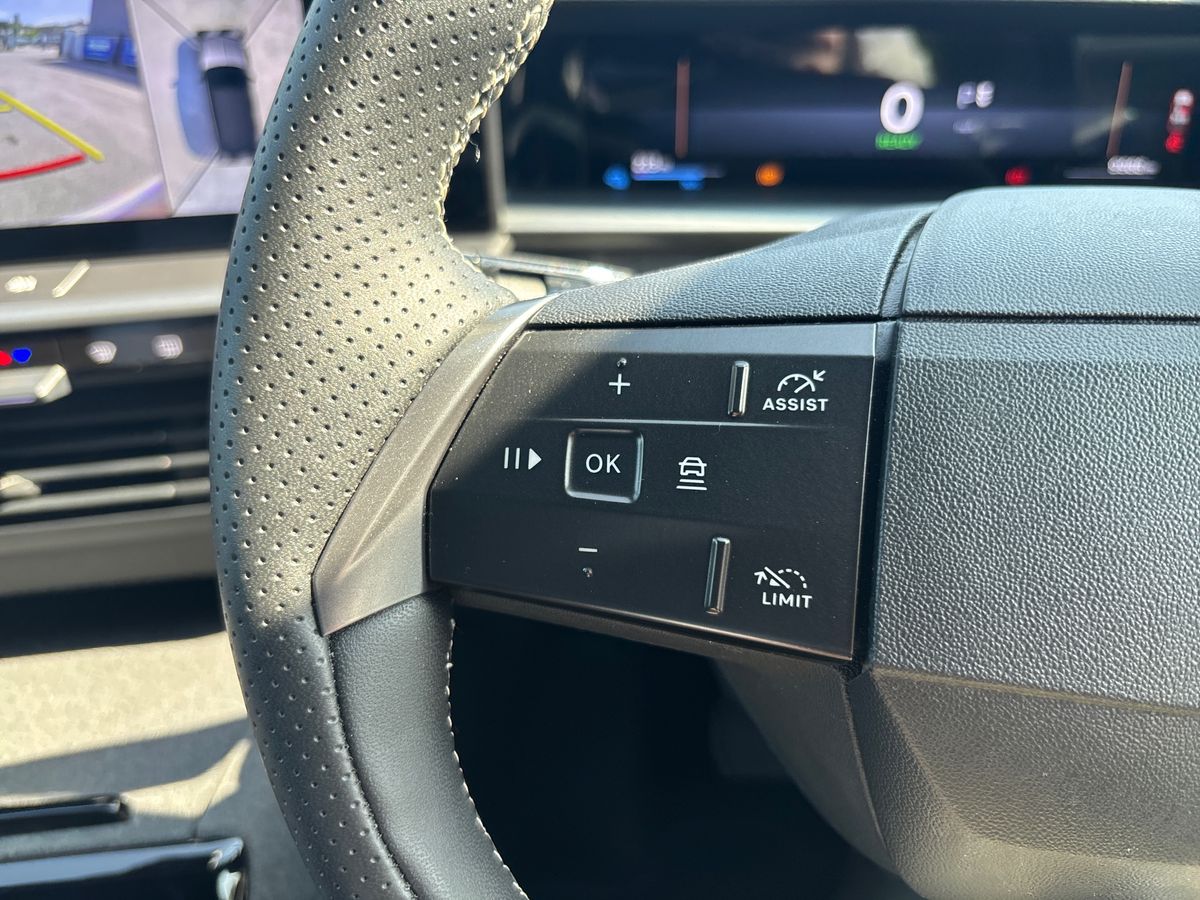 Used Vauxhall Grandland 2024 for sale - 76868841: Photo 21