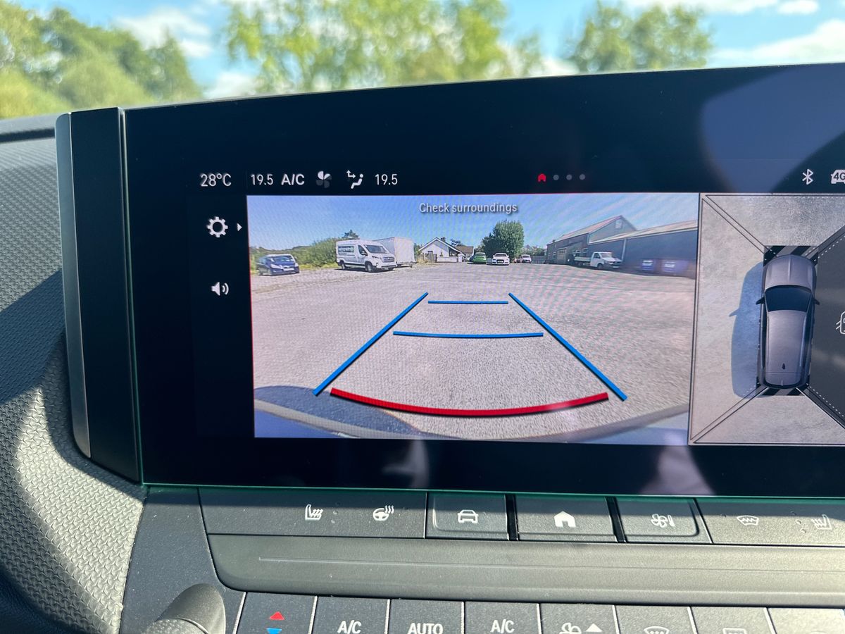 Used Vauxhall Astra 2024 for sale - 76868821: Photo 19