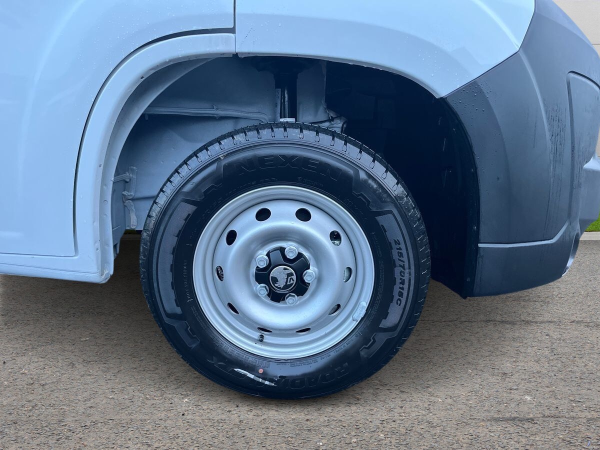 Used Vauxhall Movano 2025 for sale - 76871729: Photo 9