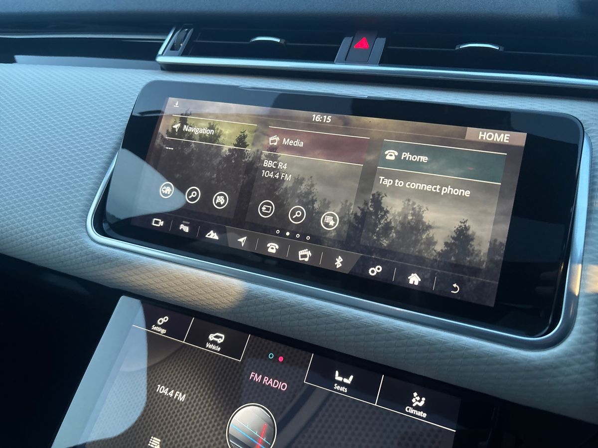 Used Land Rover Range Rover Velar 2018 for sale - 76874927: Photo 17