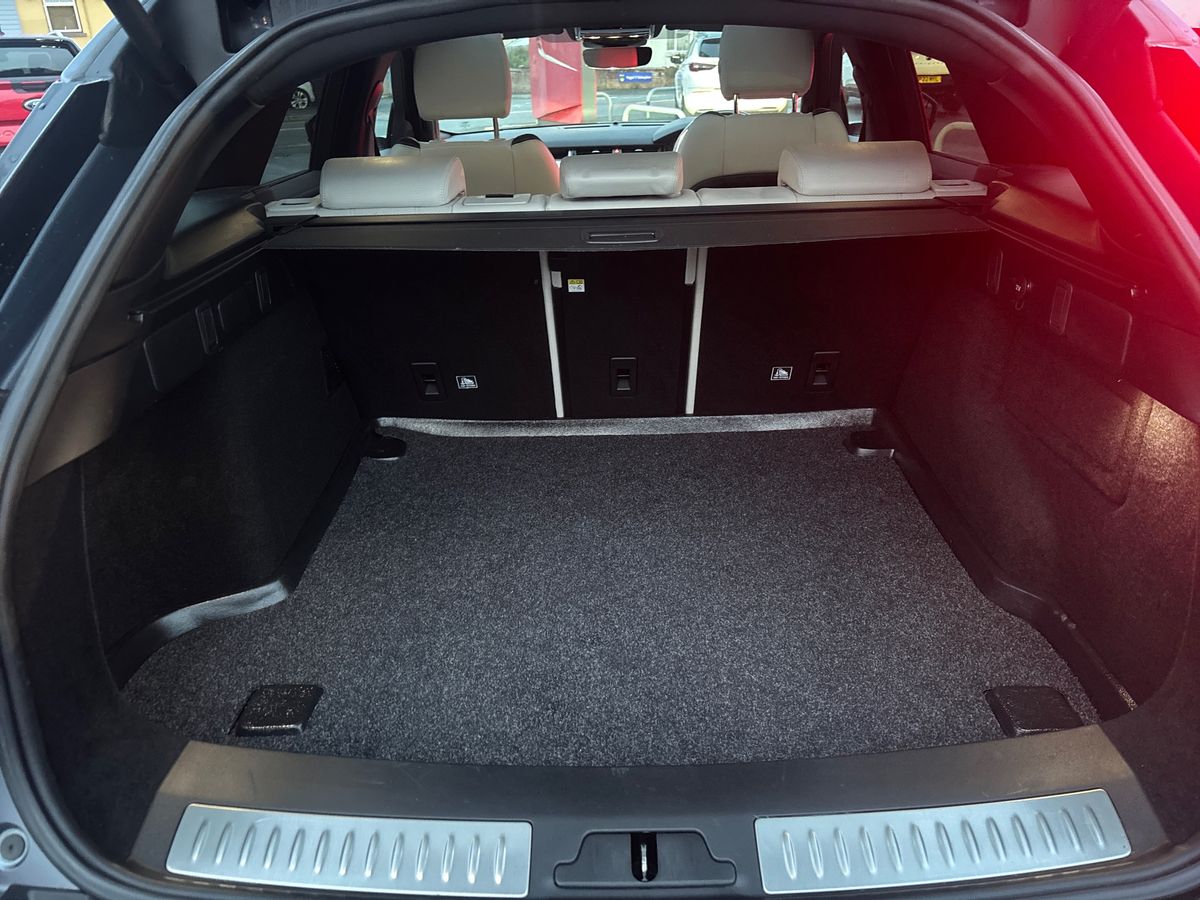 Used Land Rover Range Rover Velar 2018 for sale - 76874927: Photo 24