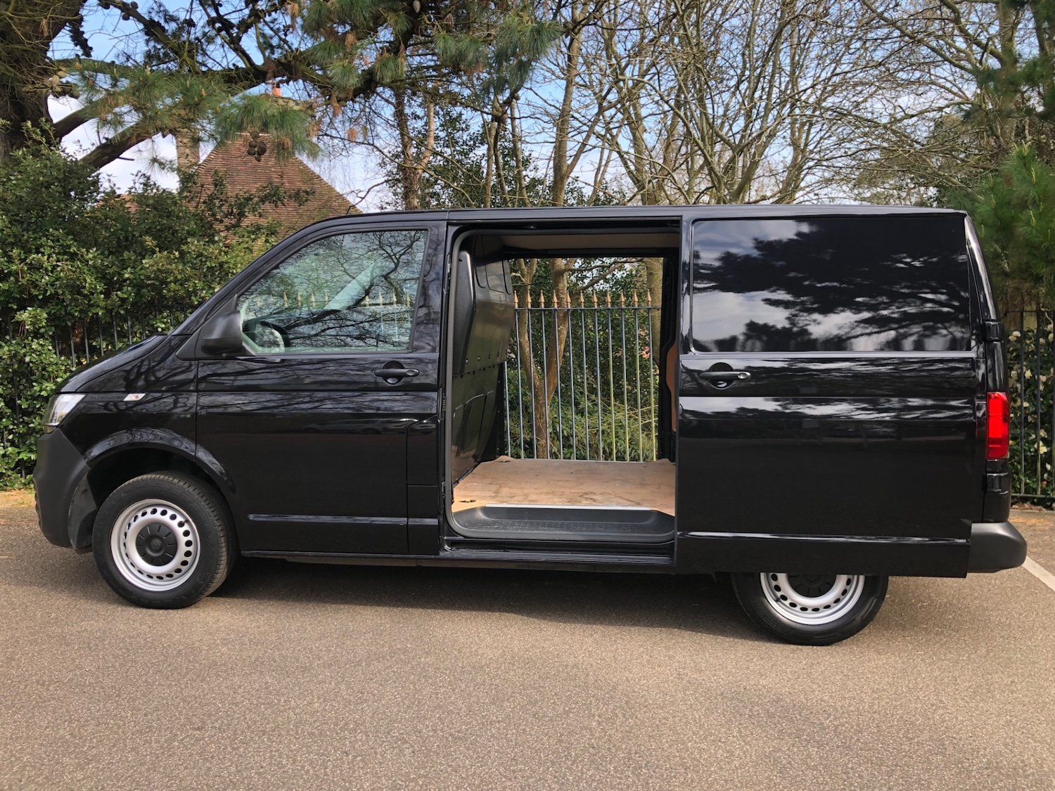 Used Volkswagen Transporter 2020 for sale - 78131320: Photo 9