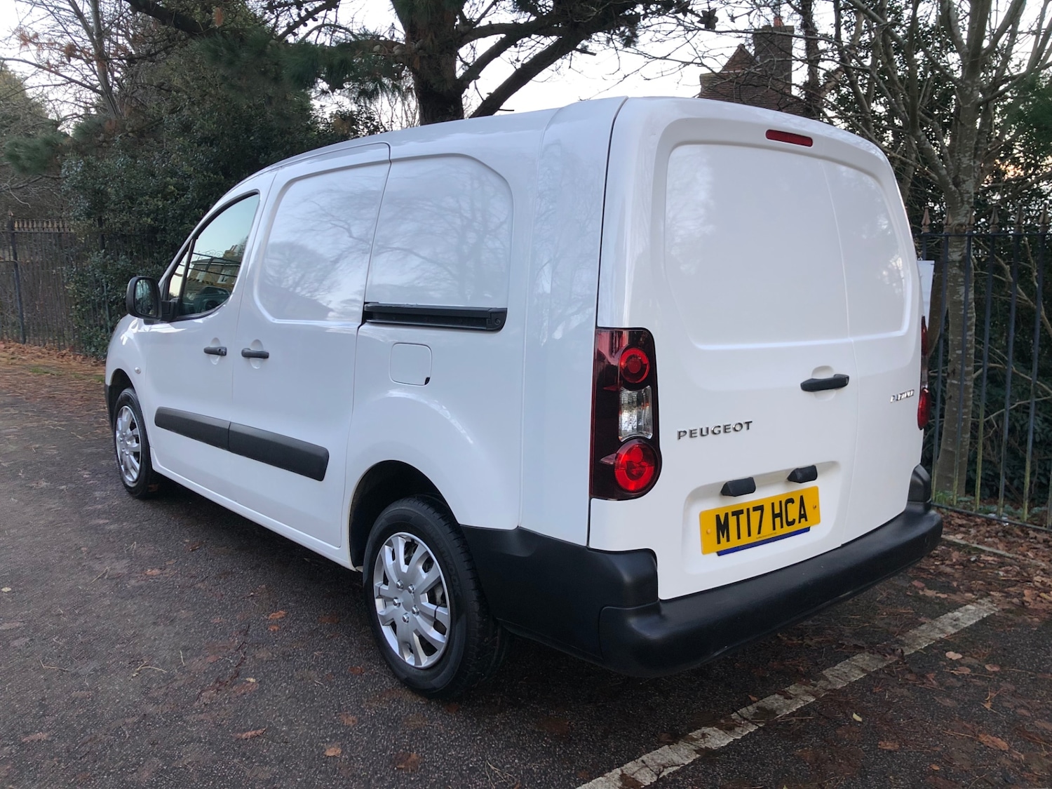 Used Peugeot Partner 2017 for sale - 77005650: Photo 6