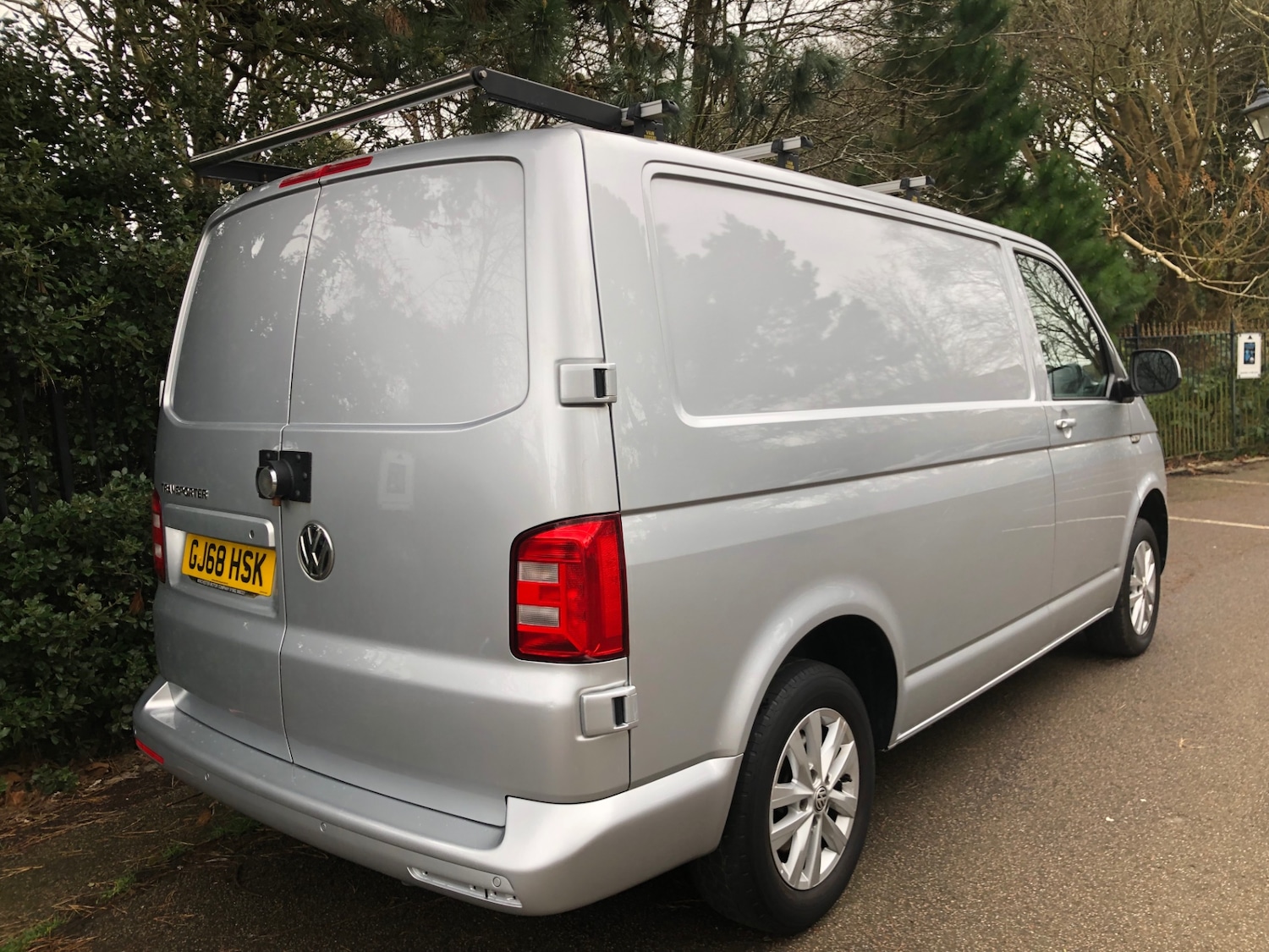 Used Volkswagen Transporter 2018 for sale - 77640351: Photo 3