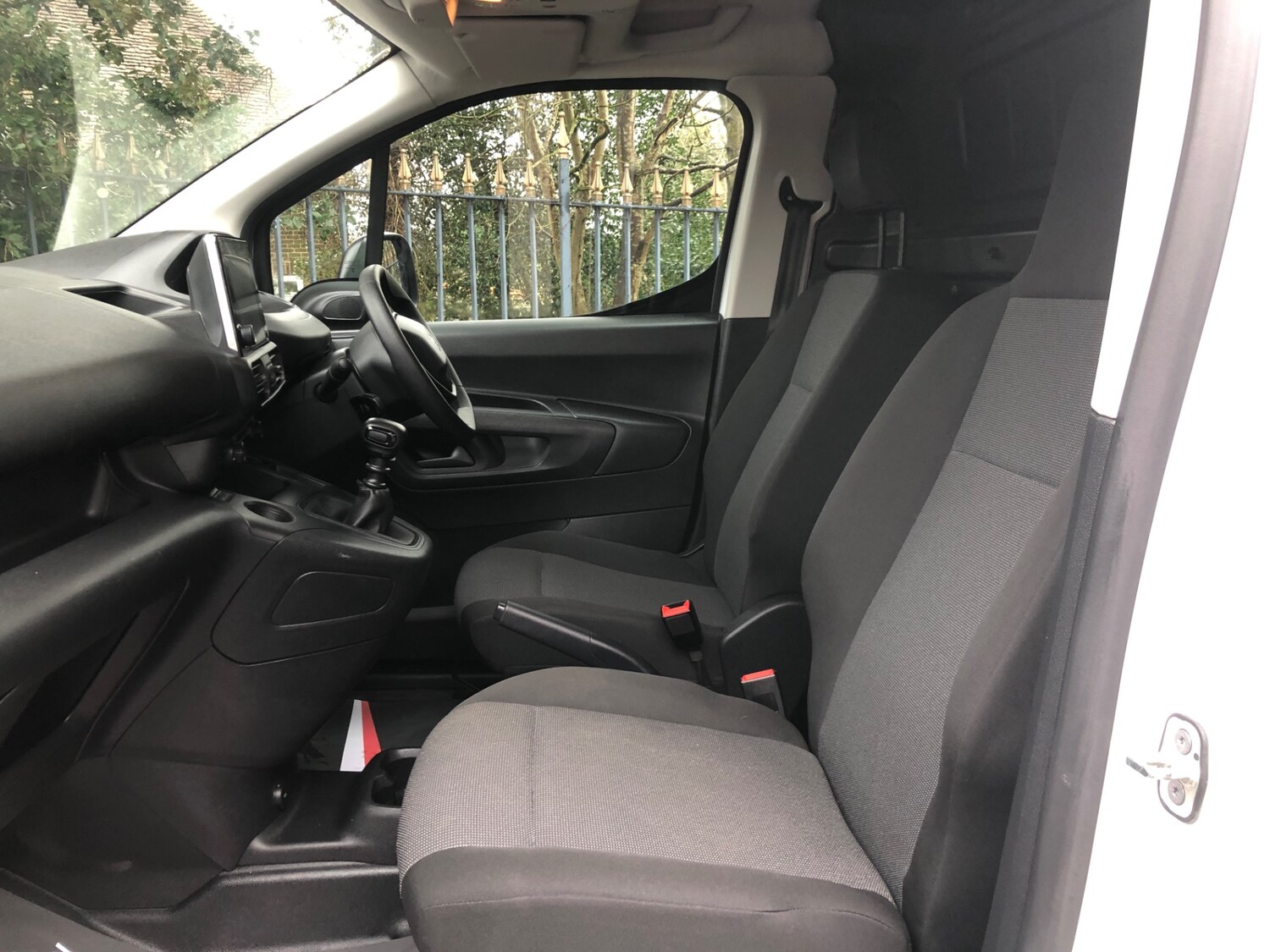 Used Peugeot Partner 2023 for sale - 77590152: Photo 11