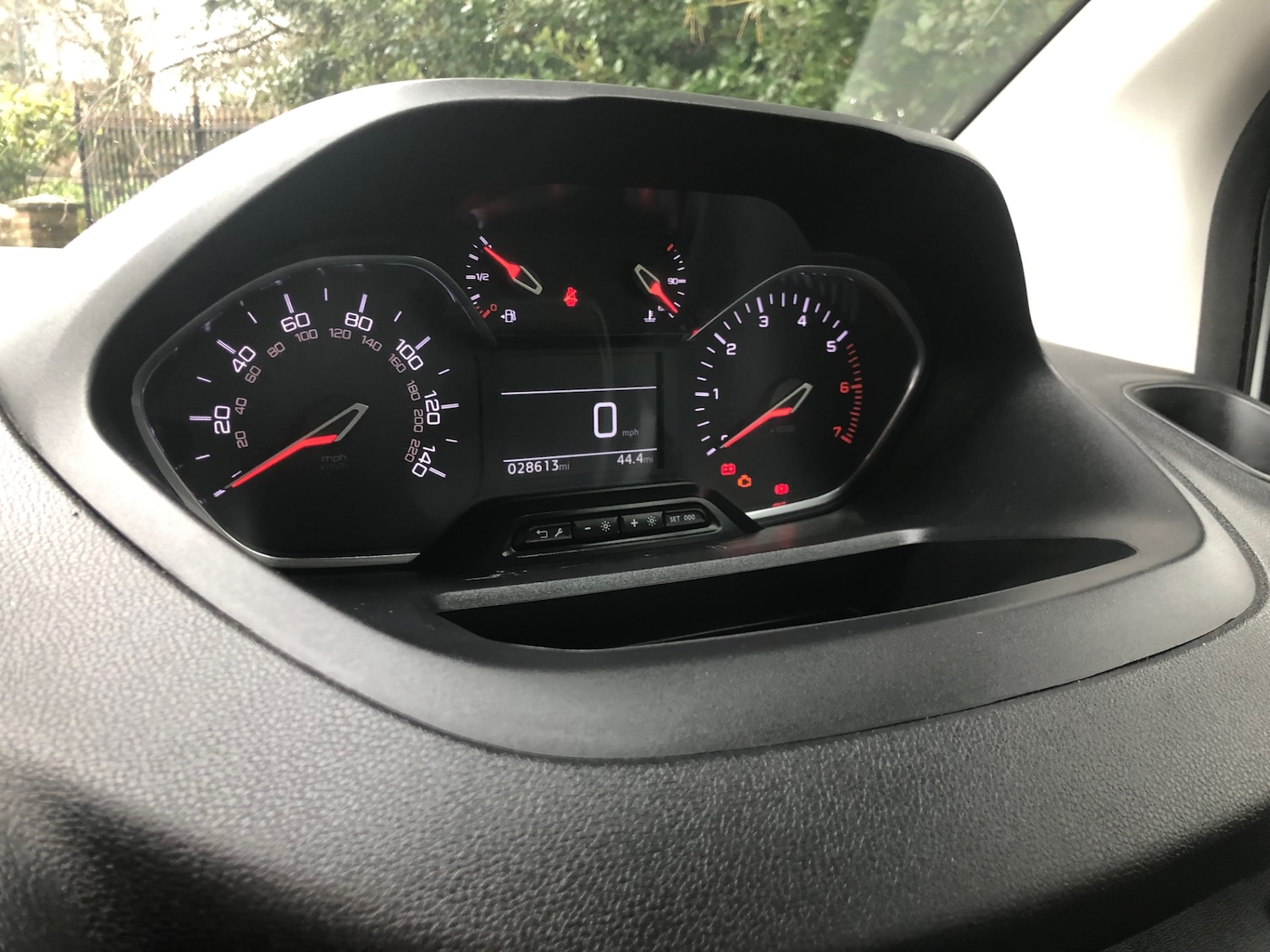 Used Peugeot Partner 2023 for sale - 77590152: Photo 12