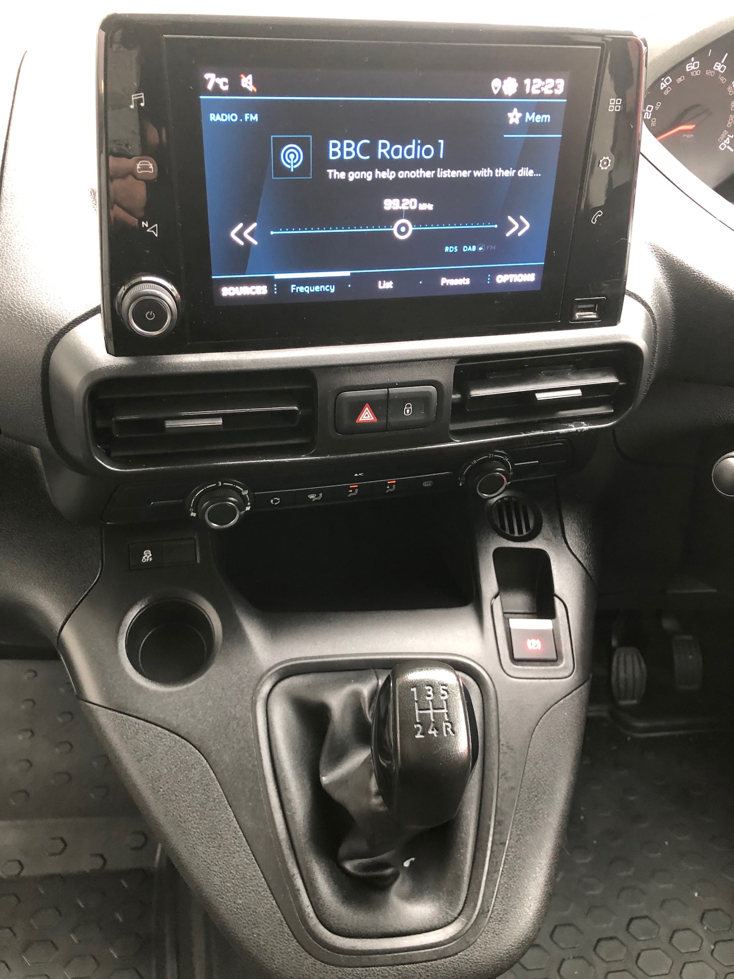 Used Peugeot Partner 2019 for sale - 77590667: Photo 3