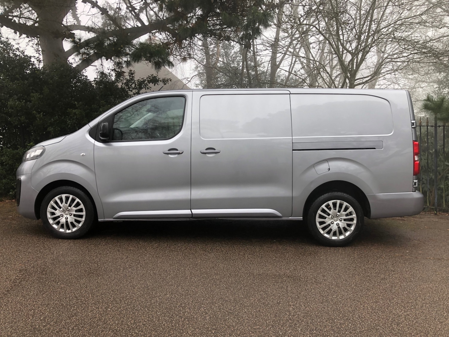 Used Vauxhall Vivaro 2023 for sale - 77801863: Photo 5