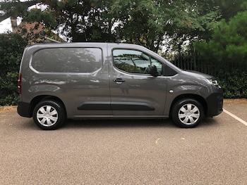 Used Citroen Berlingo 2018 for sale - 76243963: Photo