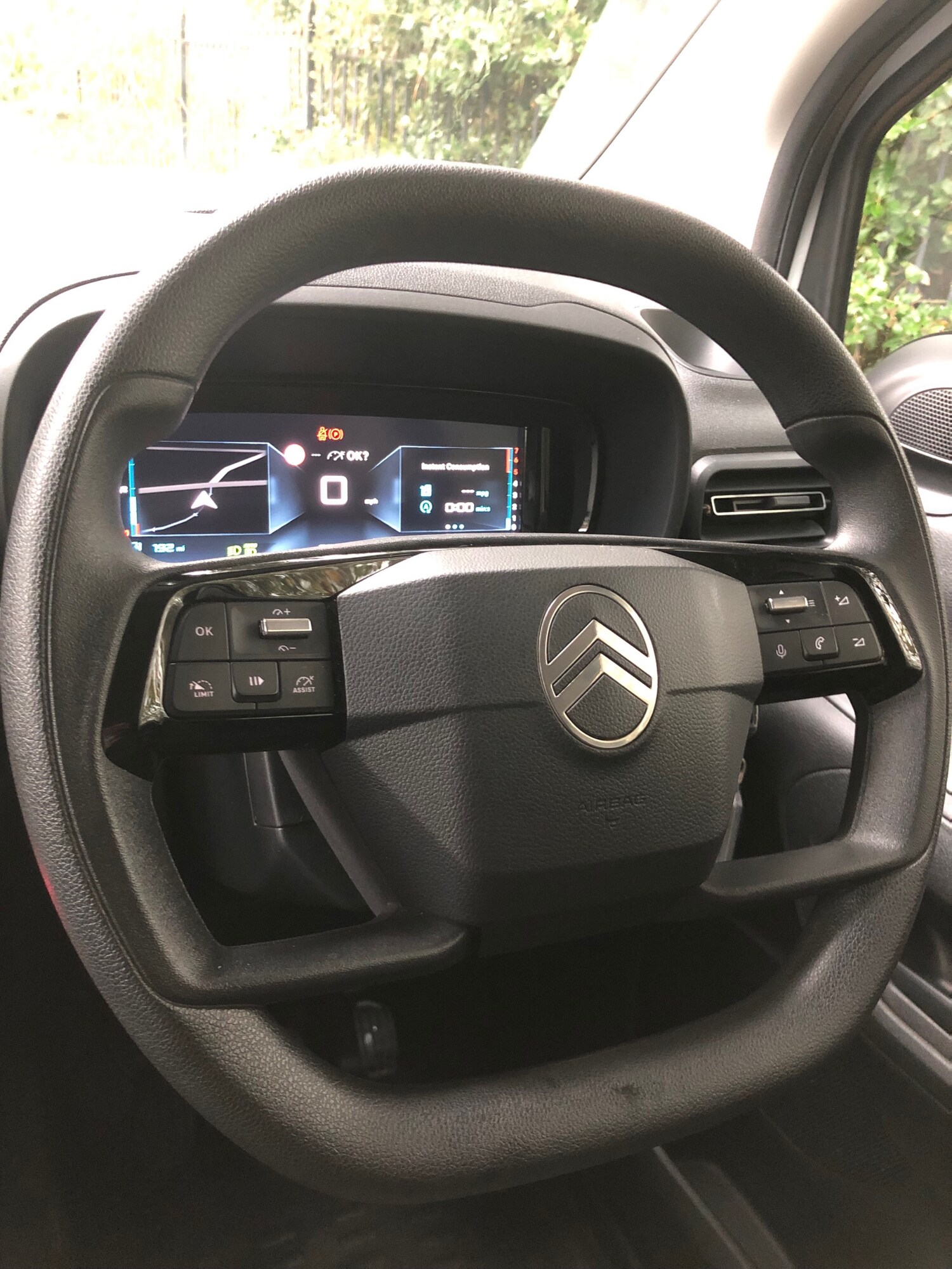 Used Citroen Berlingo 2024 for sale - 76577395: Photo 13