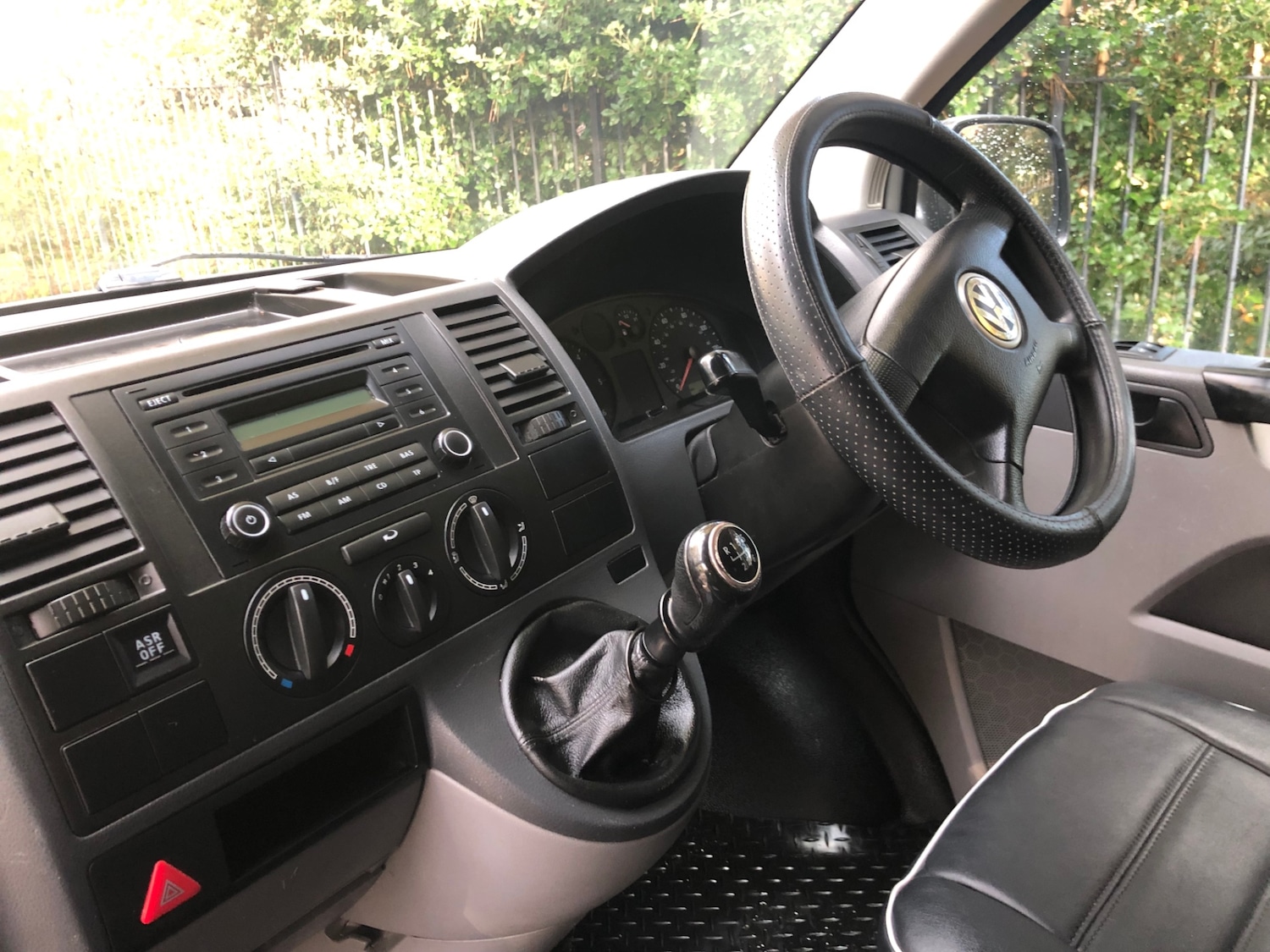 Used Volkswagen Transporter 2007 for sale - 76477197: Photo 10