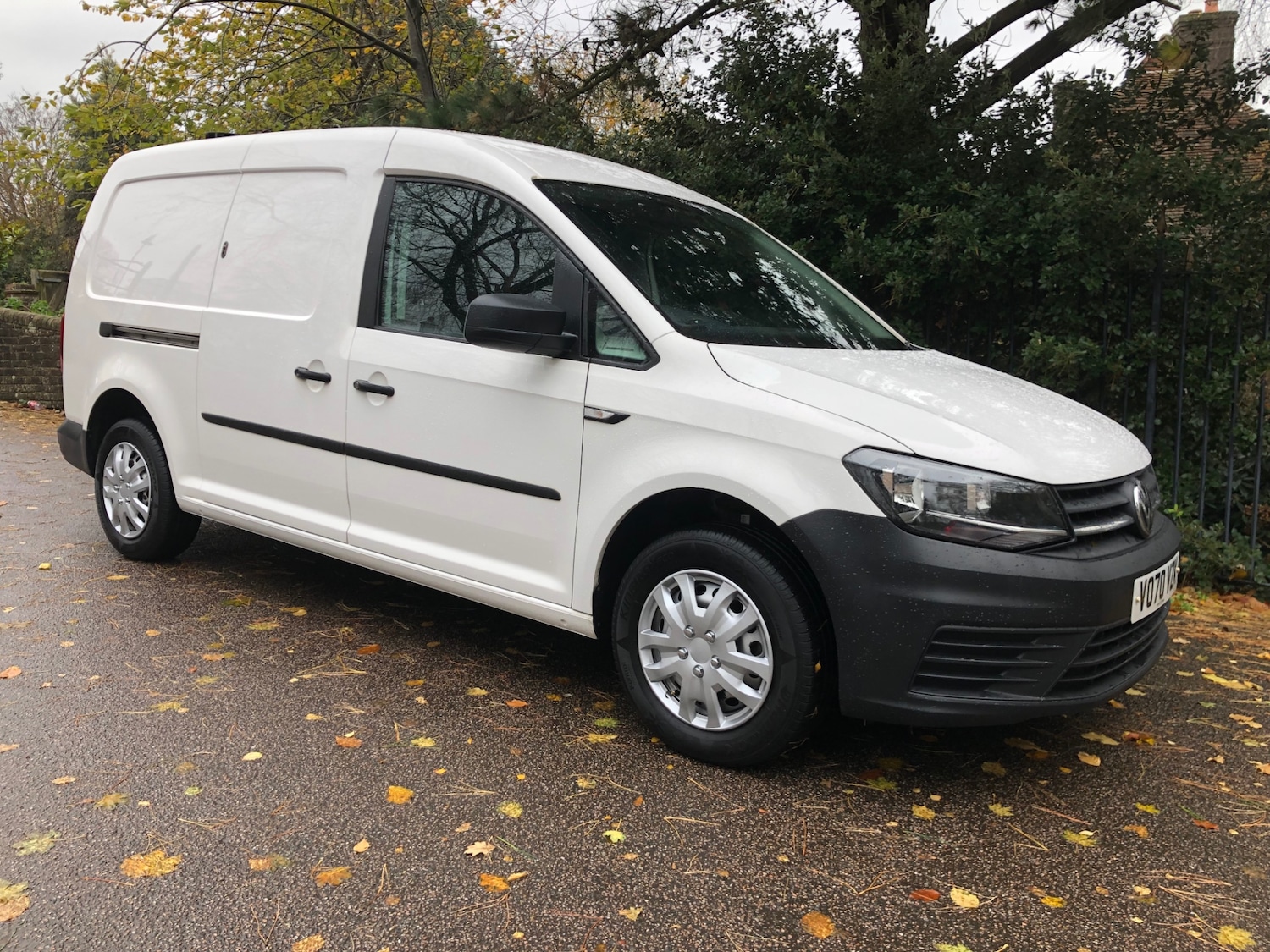 Used Volkswagen Caddy Maxi 2020 for sale - 76763357: Photo 1