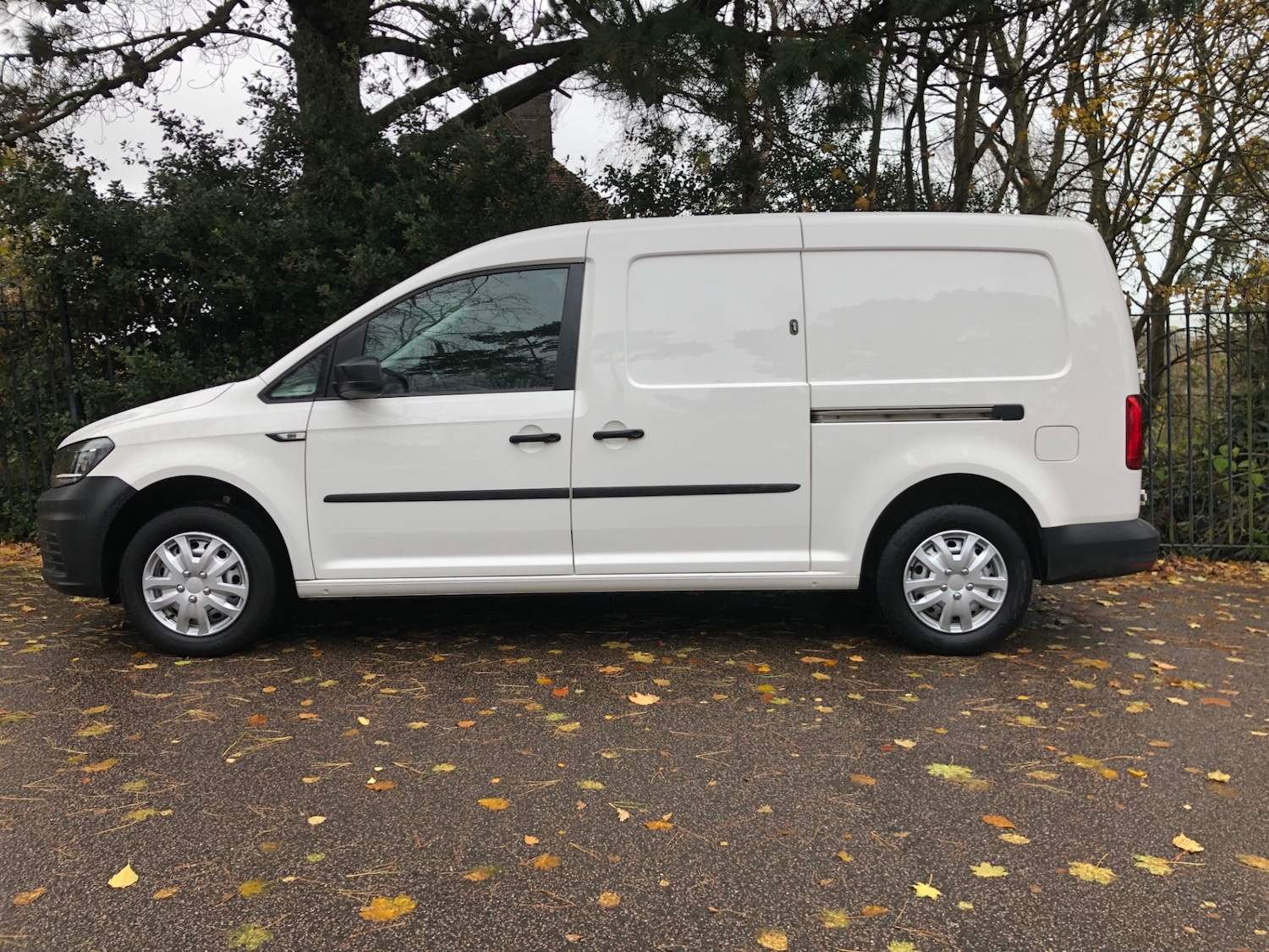 Used Volkswagen Caddy Maxi 2020 for sale - 76763357: Photo 5