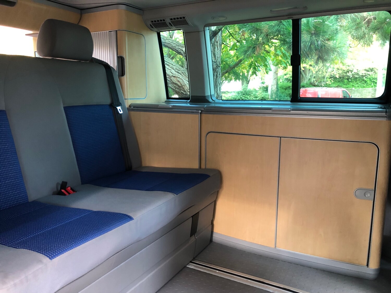 Used Volkswagen Campervan 2007 for sale - 76392062: Photo 7