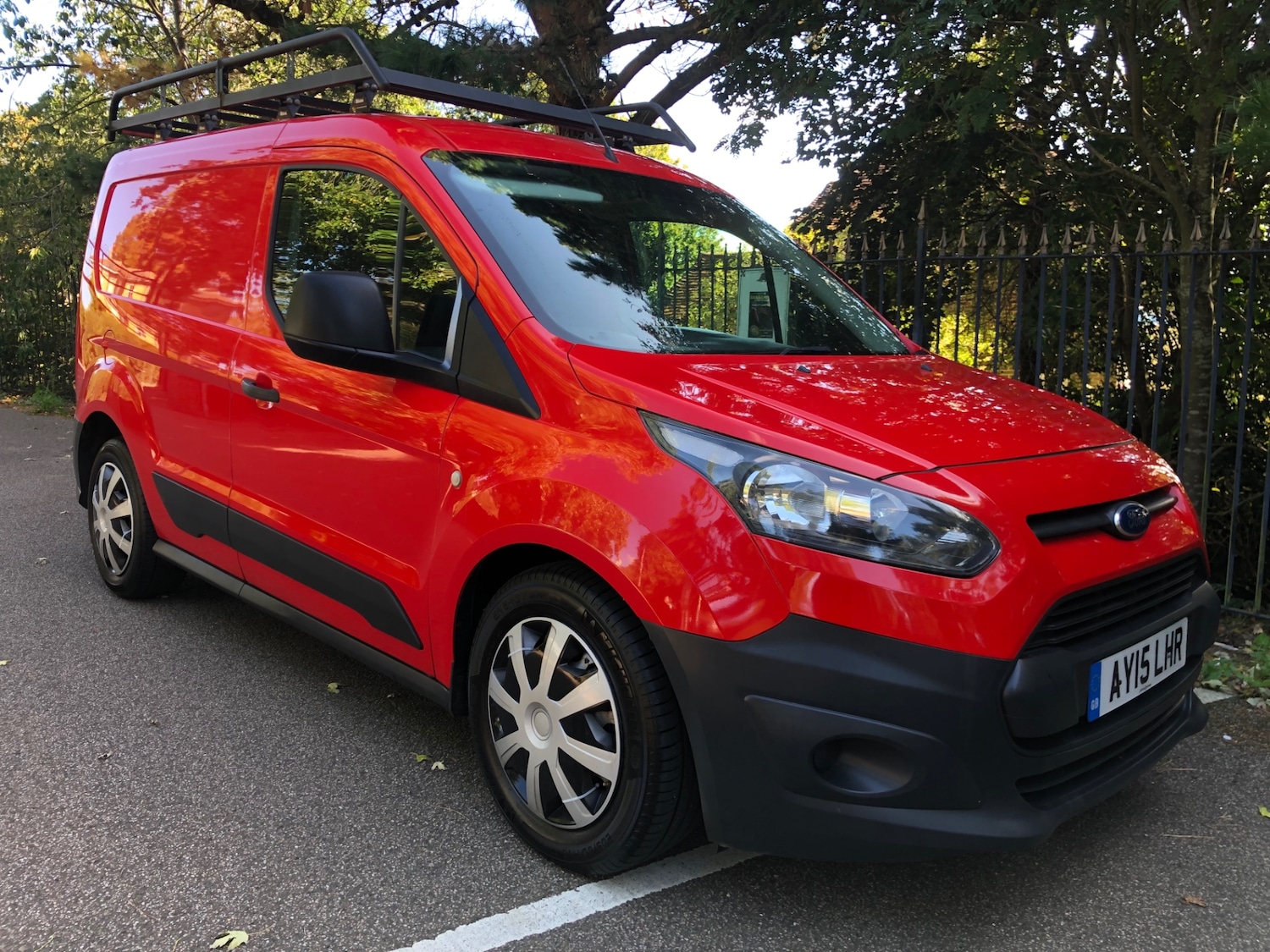 Used Ford Transit Connect 2015 for sale - 76298123: Photo 1