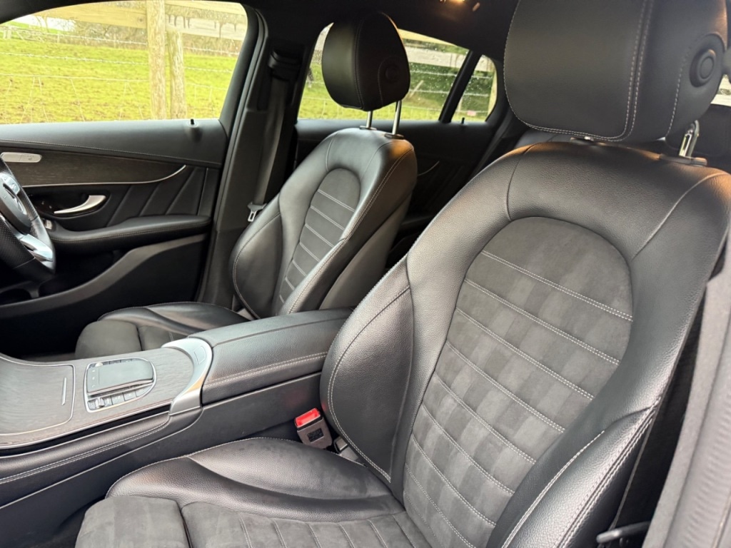 Used Mercedes-Benz GLC 2019 for sale - 76719125: Photo 17