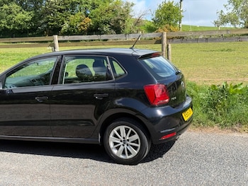 Used Volkswagen Polo 2015 for sale - 78531551: Photo