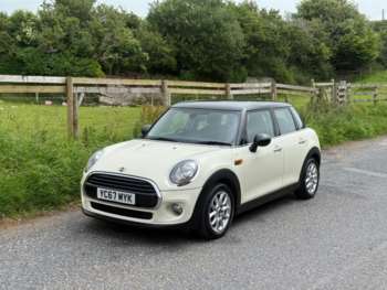 2017 - 1.5 Cooper D 5dr Auto
