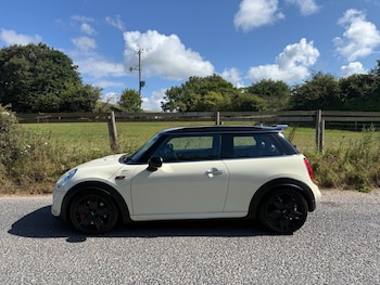 Used MINI Hatch 2015 for sale - 79369818: Photo