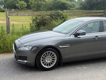 Used Jaguar XF 2016 for sale - 78938342: Photo
