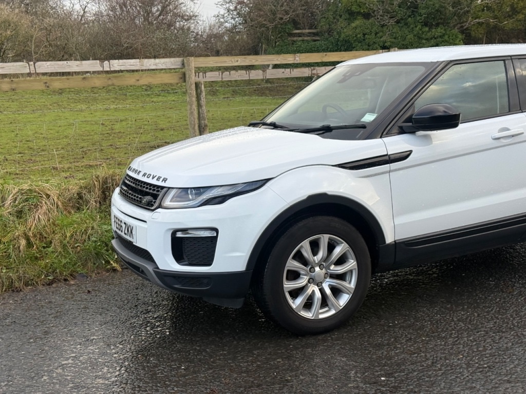 Used Land Rover Range Rover Evoque 2016 for sale - 76931522: Photo 2