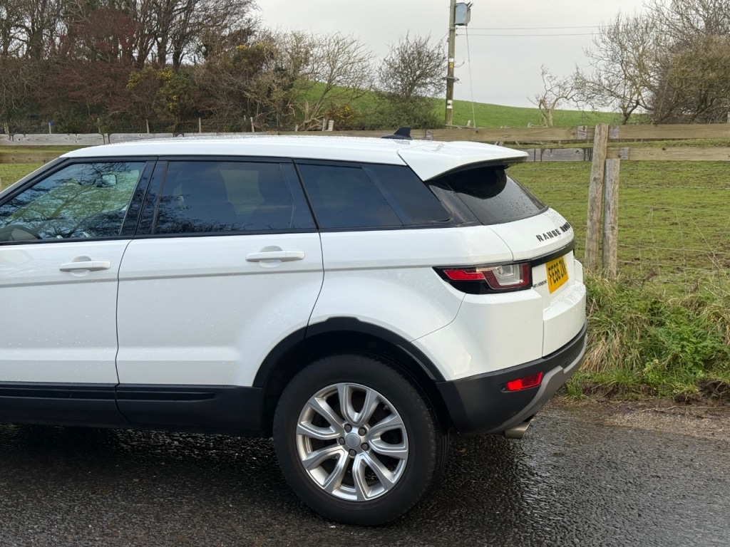 Used Land Rover Range Rover Evoque 2016 for sale - 76931522: Photo 4