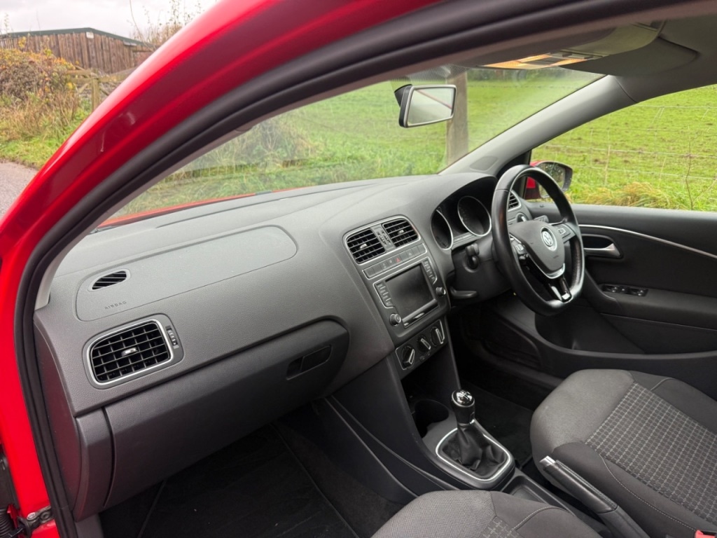 Used Volkswagen Polo 2015 for sale - 76546031: Photo 15