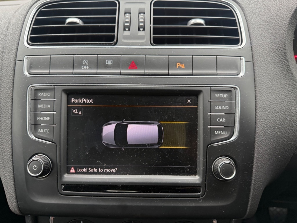 Used Volkswagen Polo 2015 for sale - 76546031: Photo 19