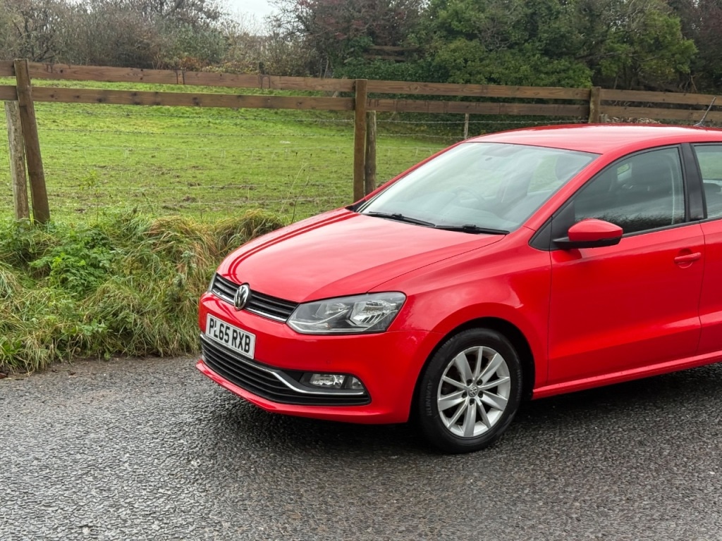 Used Volkswagen Polo 2015 for sale - 76546031: Photo 2