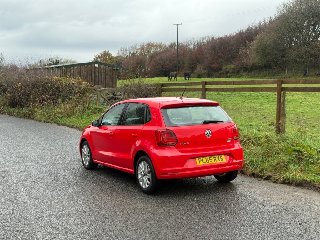 Used Volkswagen Polo 2015 for sale - 76546031: Photo 5