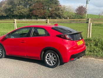 Used Honda Civic 2015 for sale - 76218980: Photo