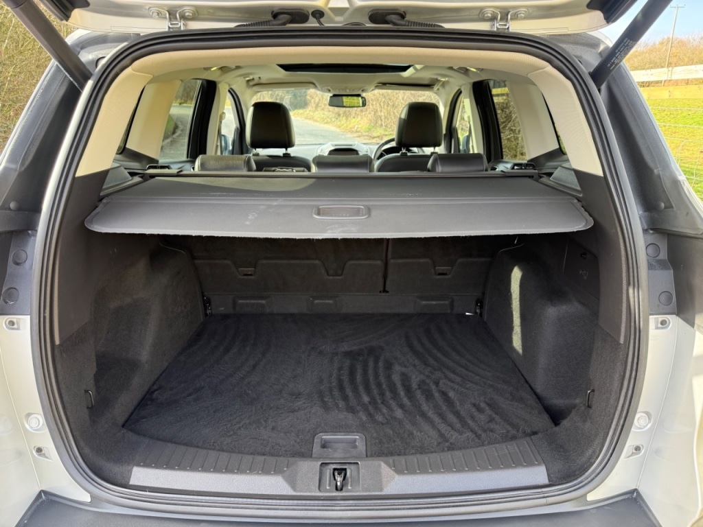 Used Ford Kuga 2015 for sale - 77871817: Photo 13