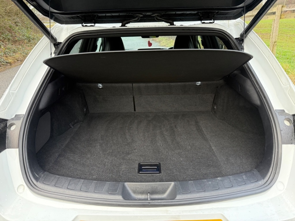 Used Lexus UX 2019 for sale - 77019114: Photo 13