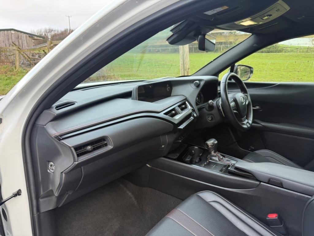 Used Lexus UX 2019 for sale - 77019114: Photo 16