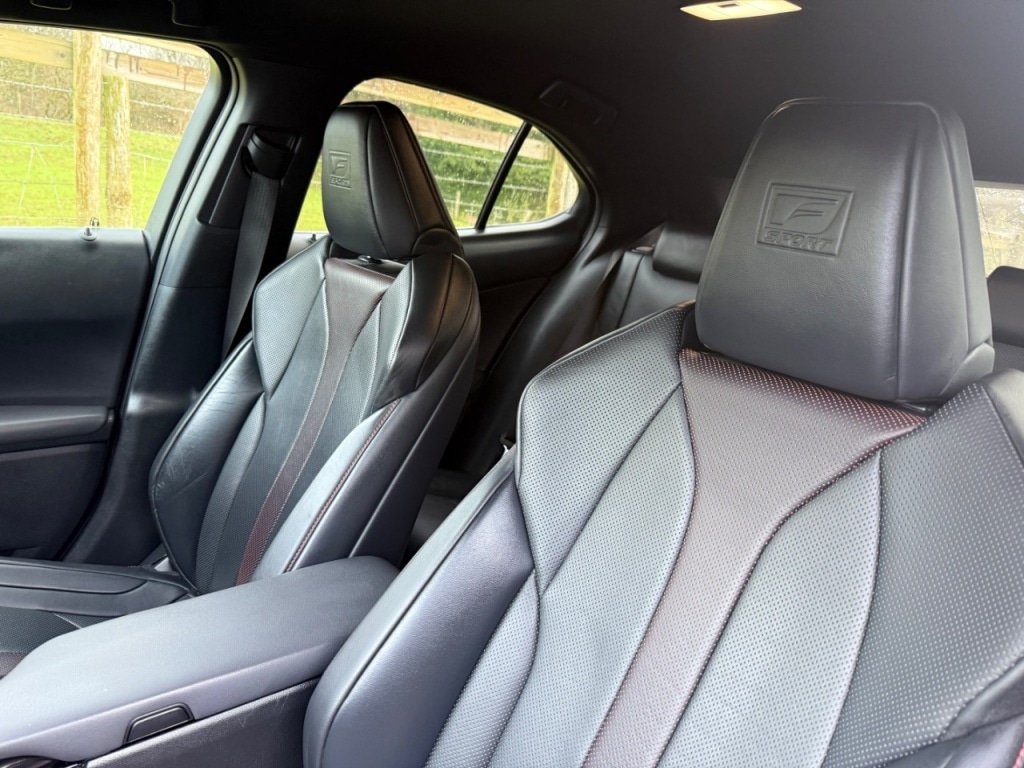 Used Lexus UX 2019 for sale - 77019114: Photo 17