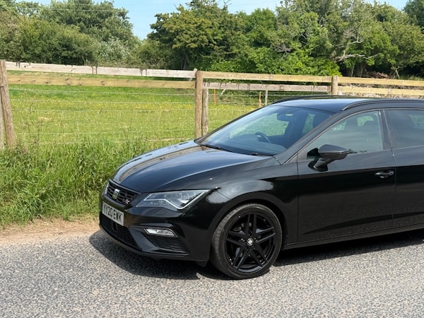 Used SEAT Leon 2020 for sale - 74953430: Photo 2